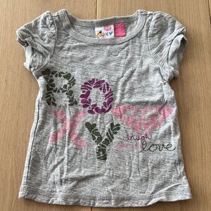 Roxy Girls Gray Tee with Pink, Purple & Green Graphic - 6/9 months
